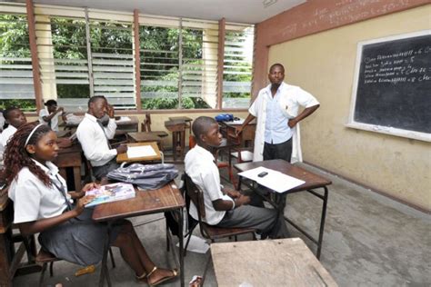 lei de educacao profissional em mocambique